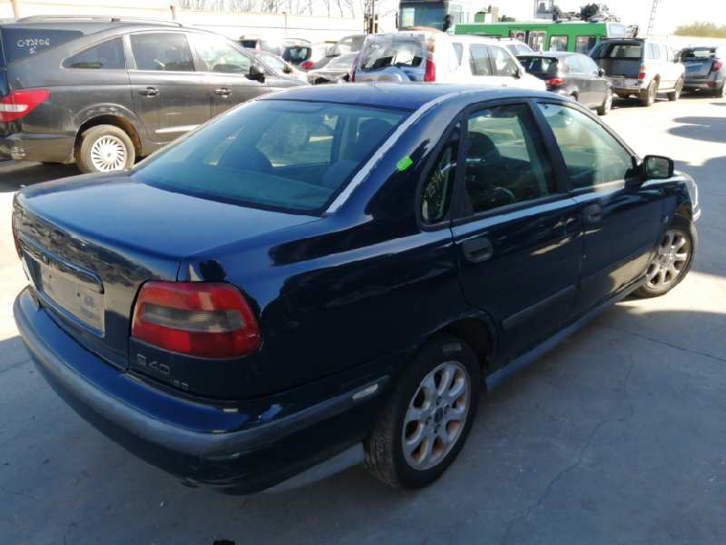 VOLVO S40 BERLINA 1995