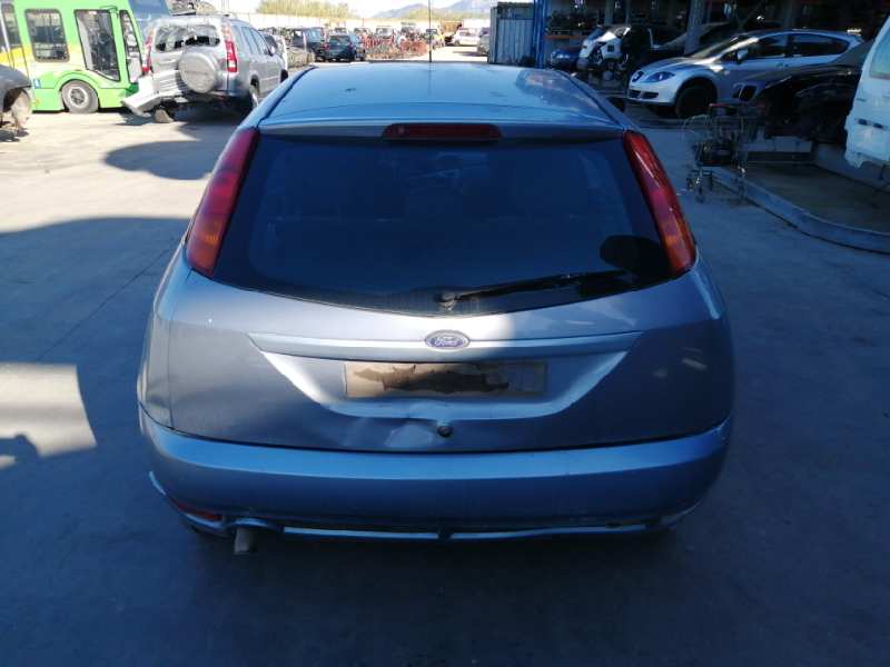 FORD FOCUS BERLINA (CAK) 1998
