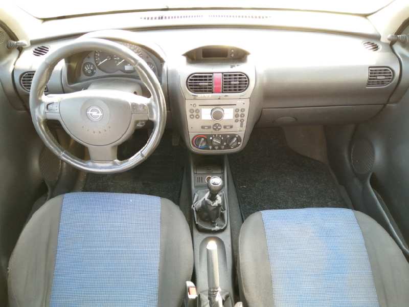 OPEL CORSA C 2003