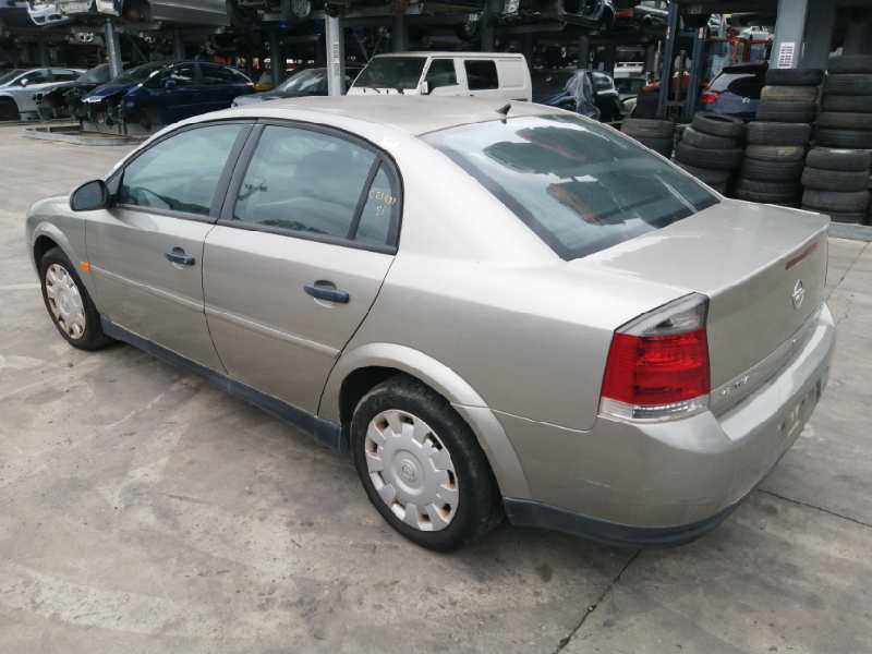 OPEL VECTRA C BERLINA 2002