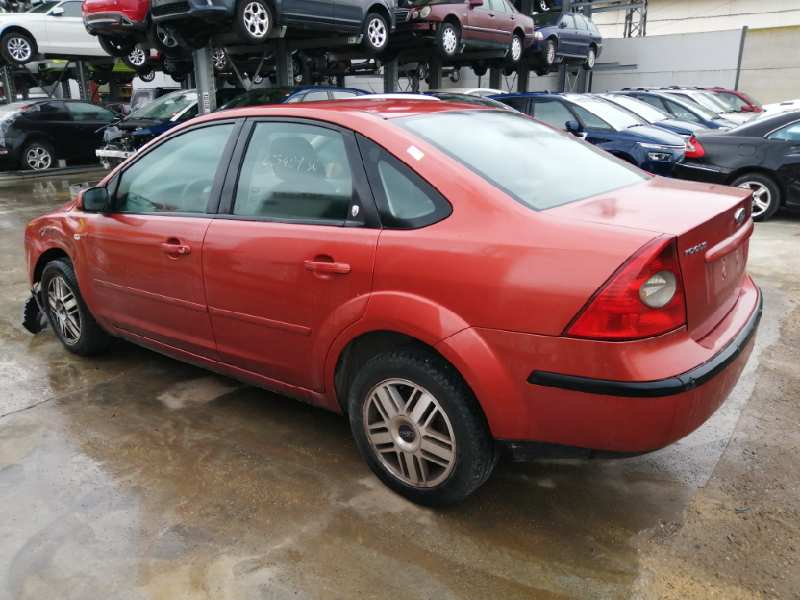 FORD FOCUS BERLINA (CAP) 2004