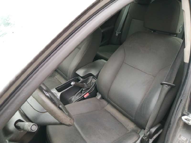 PARAGOLPES TRASERO