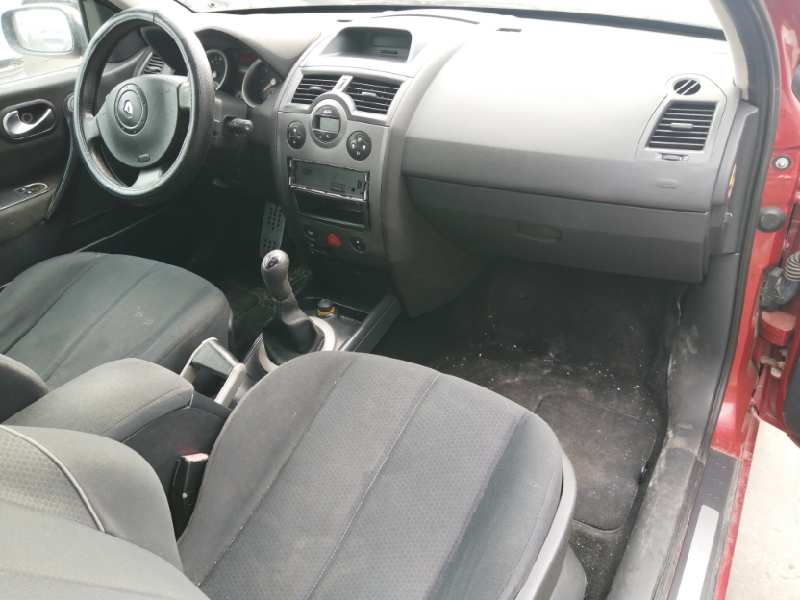 RENAULT MEGANE II BERLINA 3P 2002