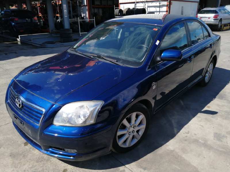TOYOTA AVENSIS BERLINA (T25) 2003