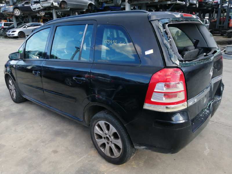 OPEL ZAFIRA B 2005