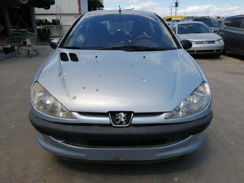PEUGEOT 206 BERLINA 1998