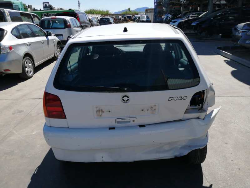 VOLKSWAGEN POLO BERLINA (6N1) 1994