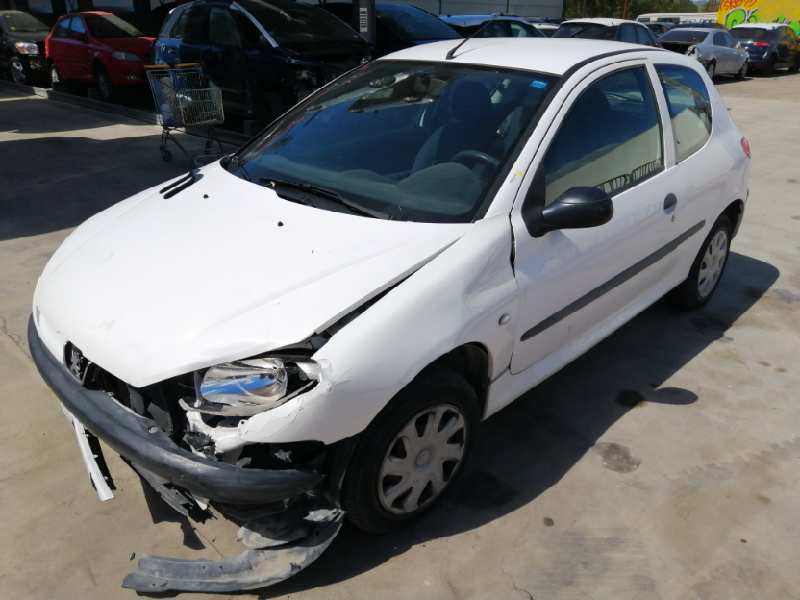 PEUGEOT 206 BERLINA 1998