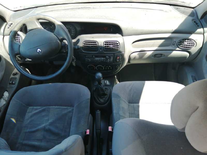 RENAULT MEGANE I FASE 2 BERLINA (BA0) 1999