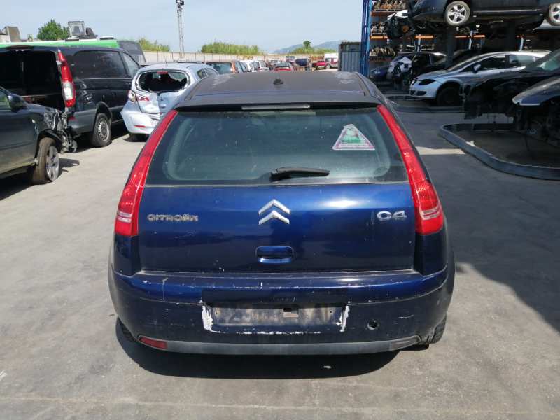 CITROEN C4 BERLINA 2004