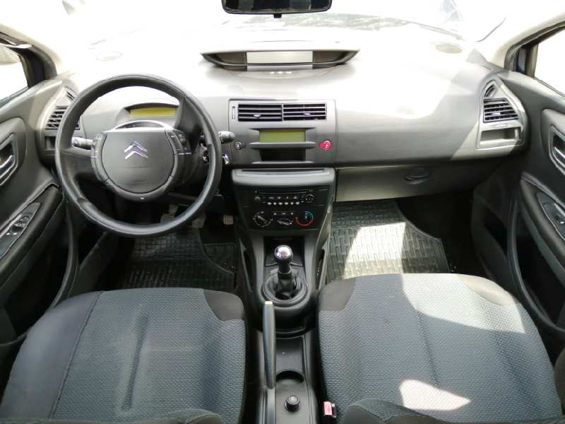 CITROEN C4 BERLINA 2004