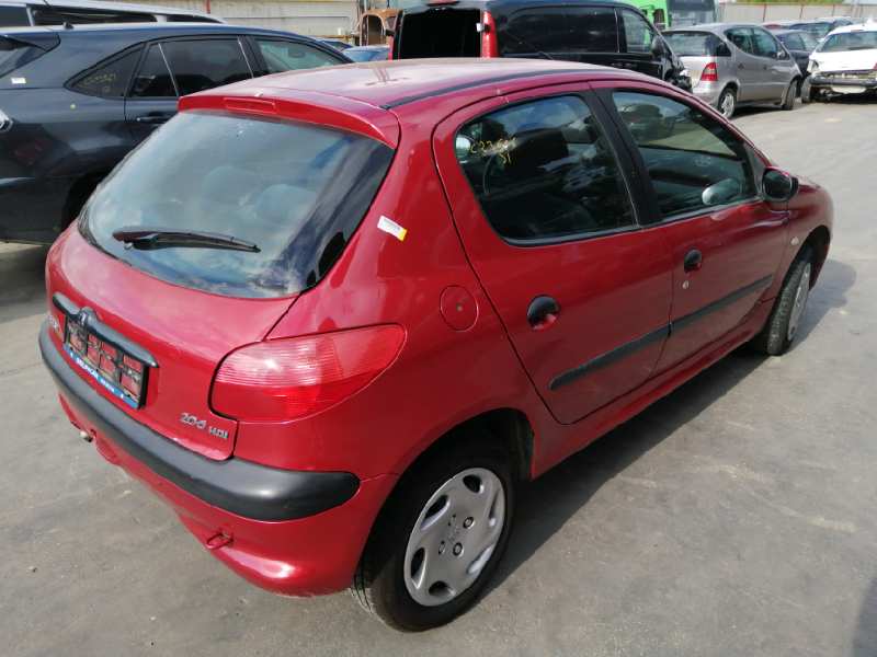 PEUGEOT 206 BERLINA 1998