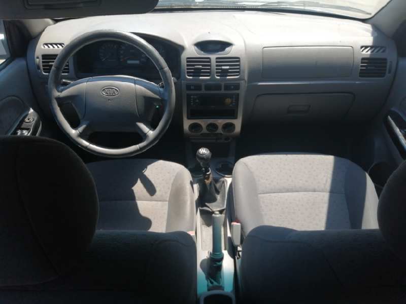 KIA RIO 2000