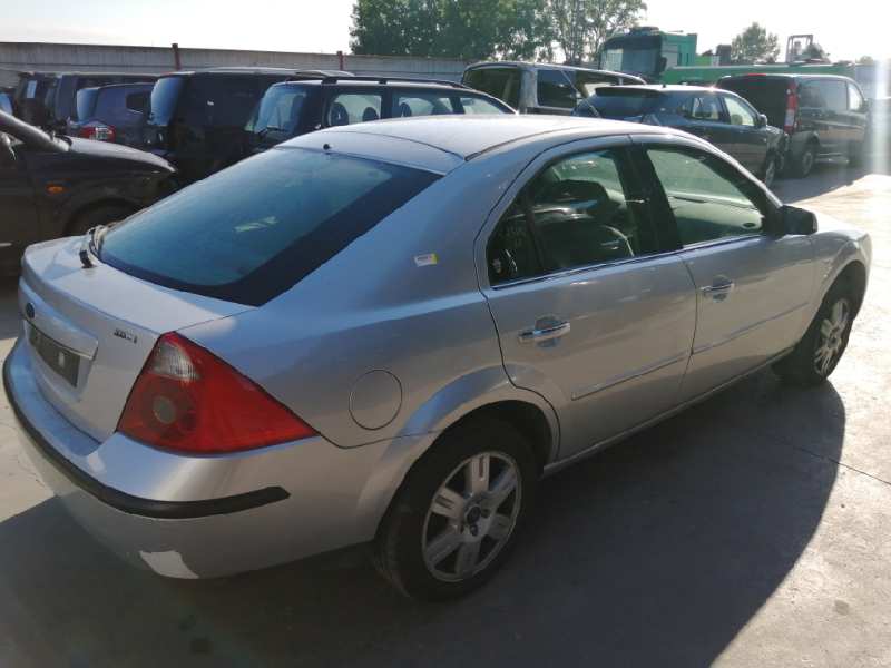 FORD MONDEO BERLINA (GE) 2000