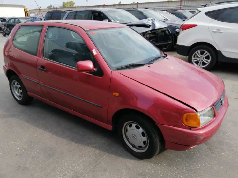 VOLKSWAGEN POLO BERLINA (6N1) 1994