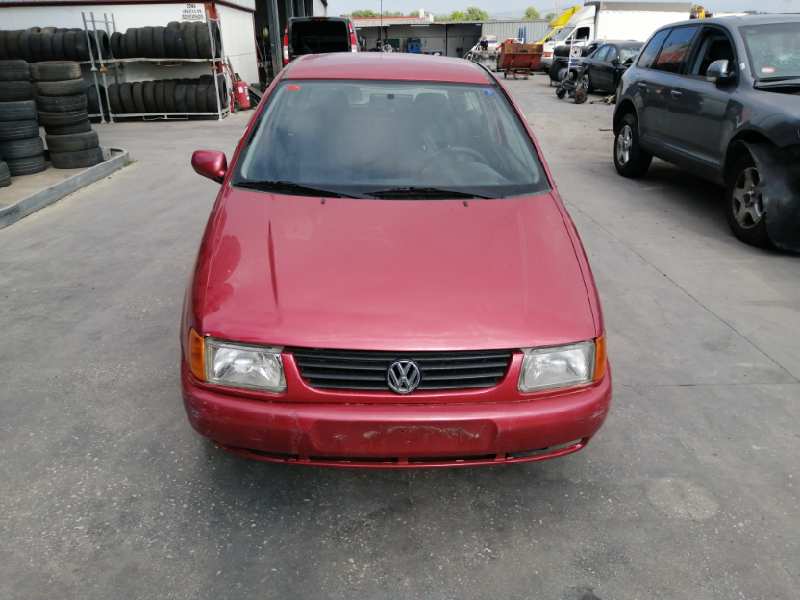 VOLKSWAGEN POLO BERLINA (6N1) 1994