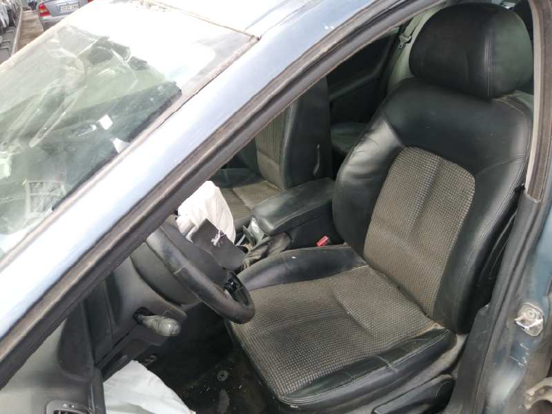 PEUGEOT 407 2004