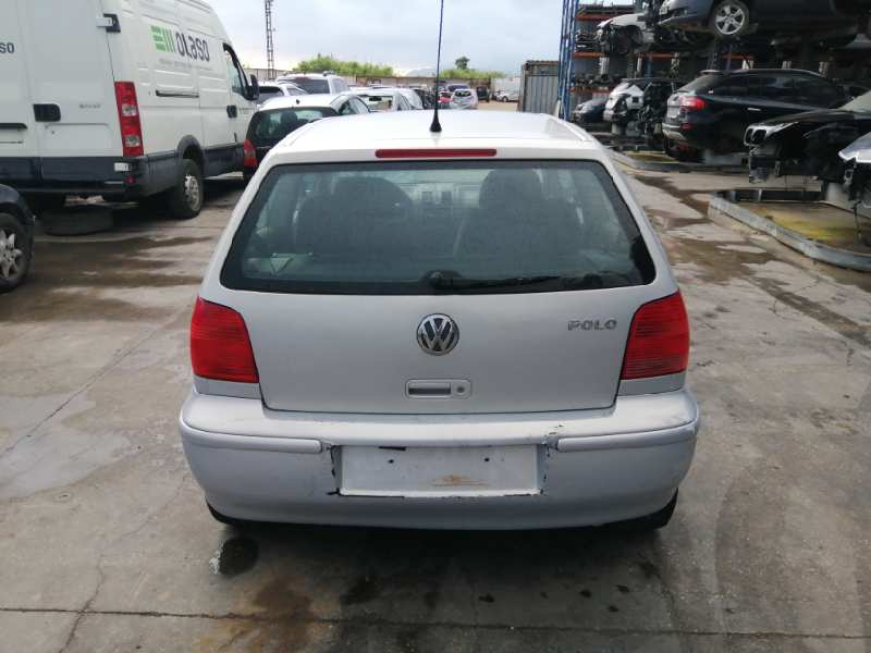 VOLKSWAGEN POLO BERLINA (6N2) 1999