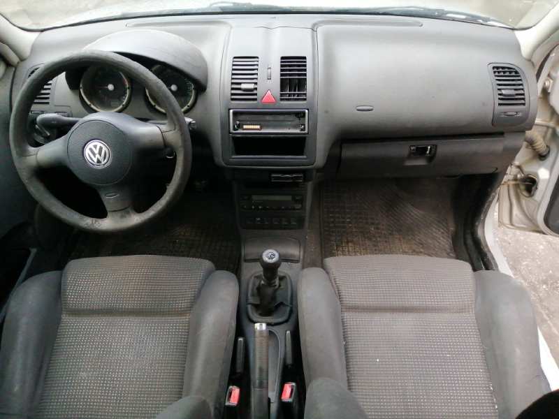 VOLKSWAGEN POLO BERLINA (6N2) 1999