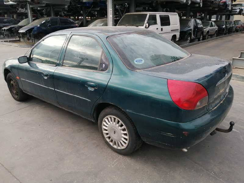 FORD MONDEO BERLINA (GD) 1997