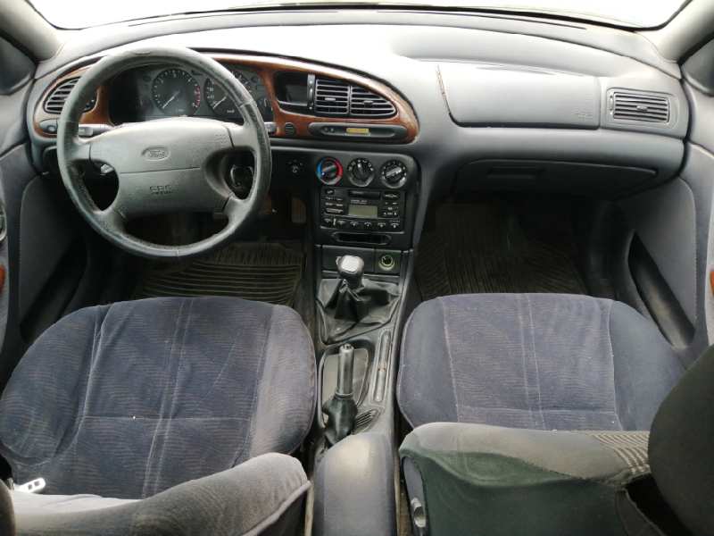 FORD MONDEO BERLINA (GD) 1997