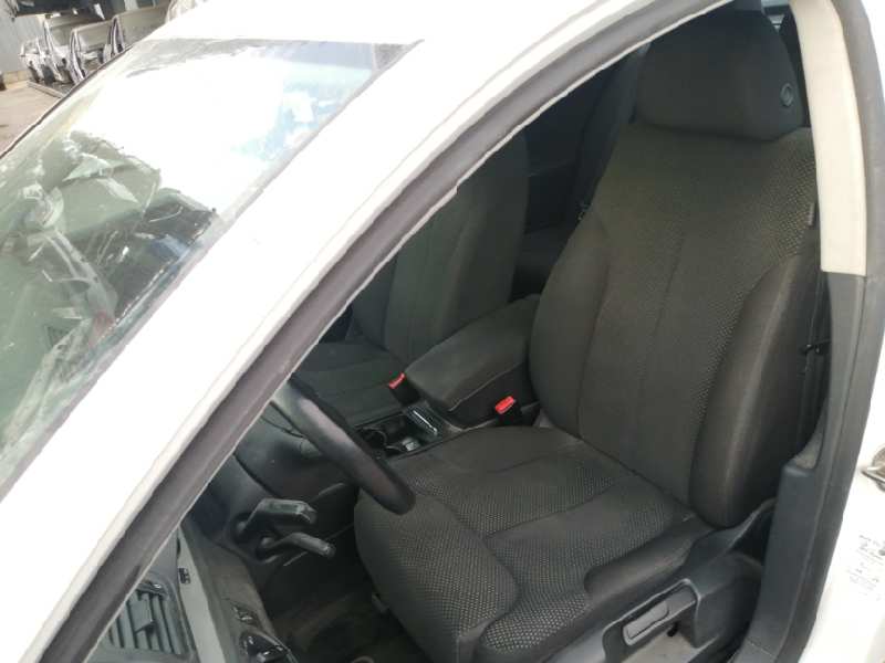 ASIENTO DELANTERO IZQUIERDO