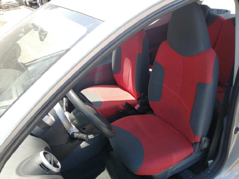 ASIENTO DELANTERO IZQUIERDO