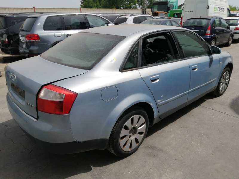 AUDI A4 BERLINA (8E) 2000