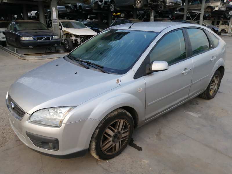 FORD FOCUS BERLINA (CAP) 2004