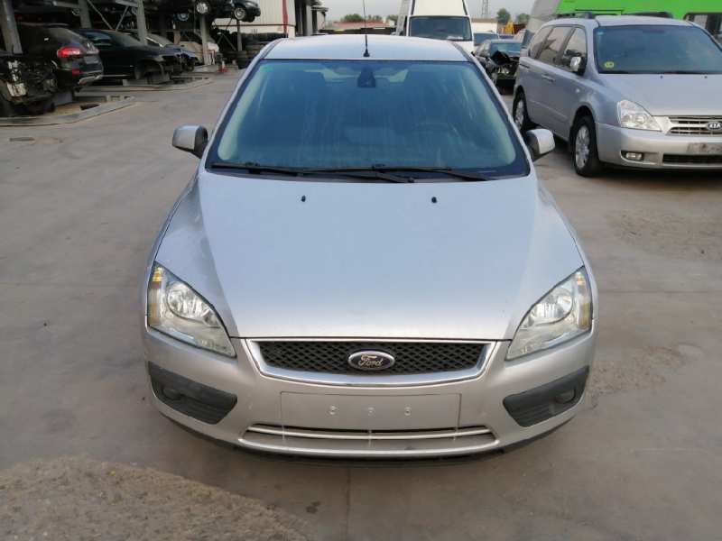 FORD FOCUS BERLINA (CAP) 2004