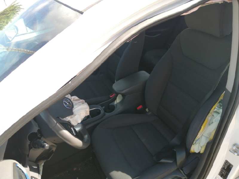 ASIENTO DELANTERO IZQUIERDO