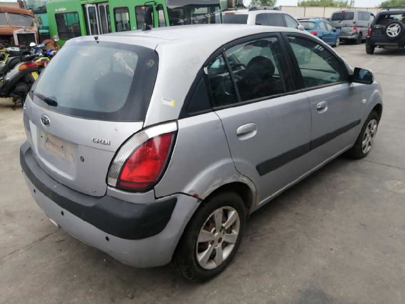 KIA RIO 2005