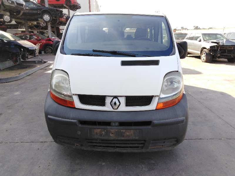 RENAULT TRAFIC COMBI (AB 4.01) 2001