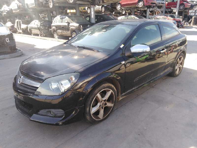 OPEL ASTRA GTC 2004