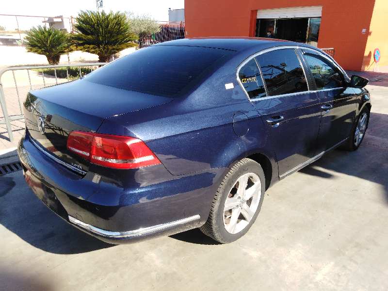 VOLKSWAGEN PASSAT LIM. (362) 2010