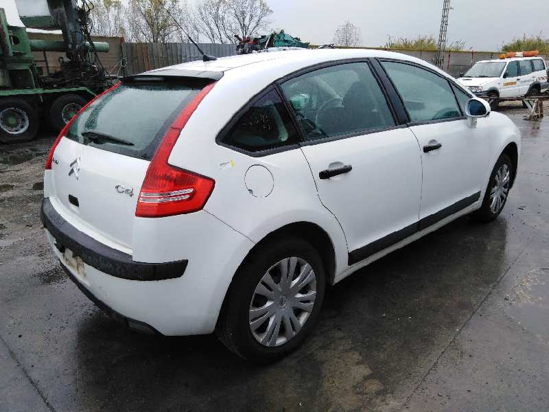 CITROEN C4 BERLINA 2004