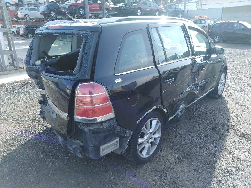 OPEL ZAFIRA B 2005