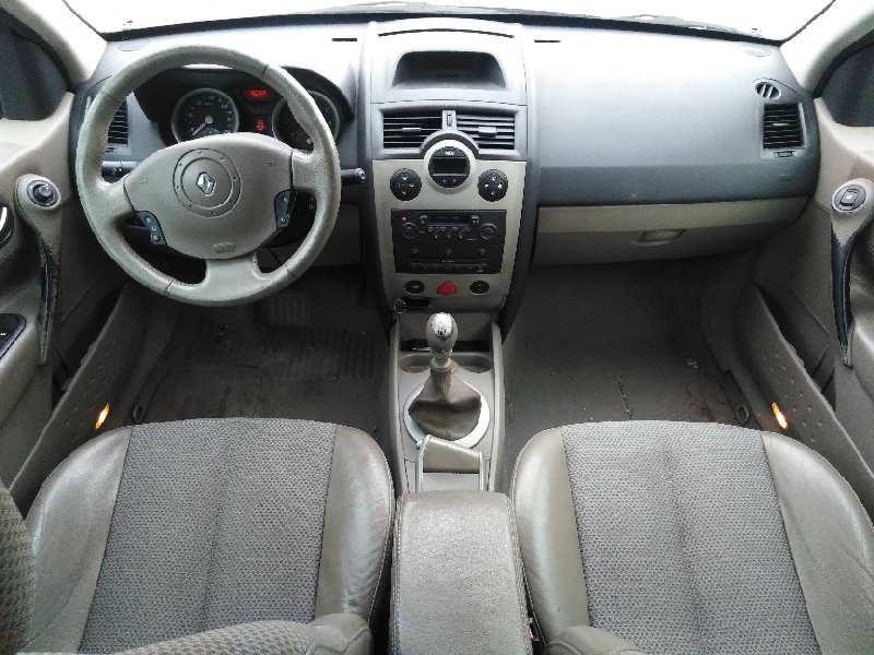 RENAULT MEGANE II CLASSIC BERLINA 2003