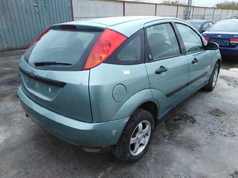 FORD FOCUS BERLINA (CAK) 1998