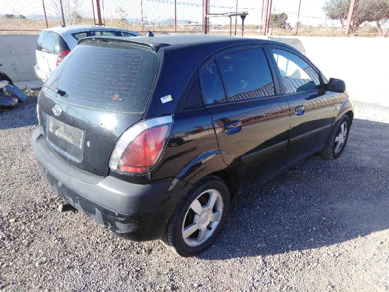 KIA RIO 2005