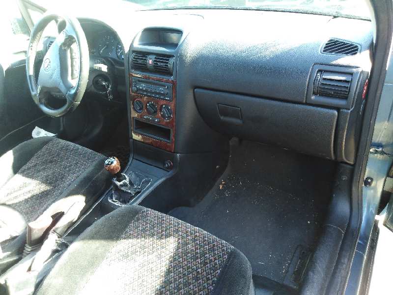 OPEL ASTRA G BERLINA 1998