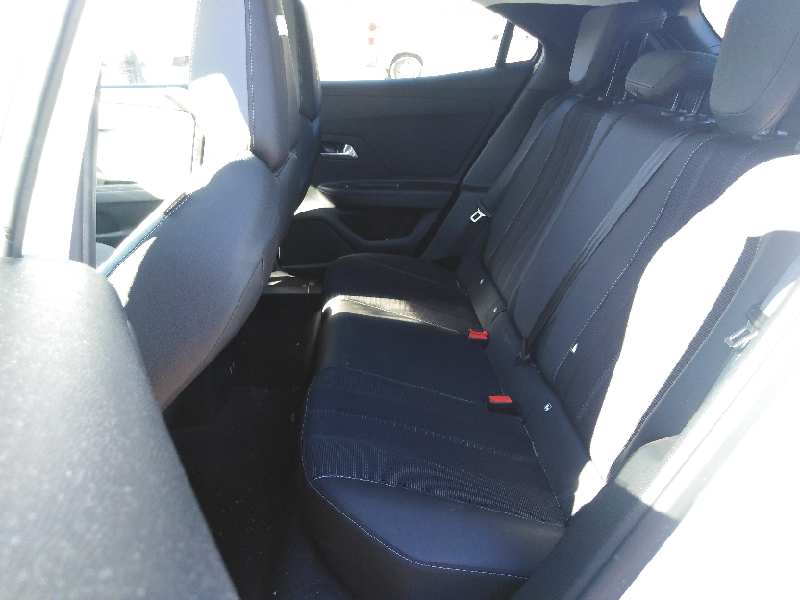 ASIENTO DELANTERO IZQUIERDO