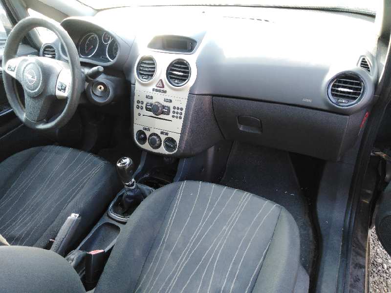 OPEL CORSA D 2006