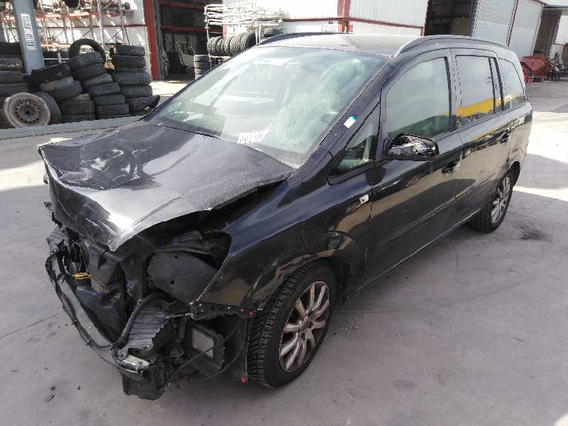 OPEL ZAFIRA B 2005