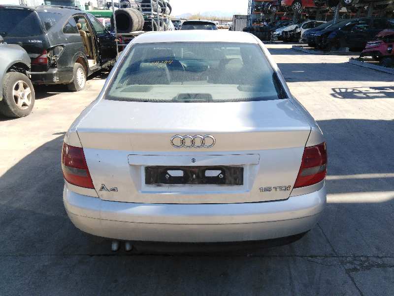 AUDI A4 BERLINA (B5) 1994