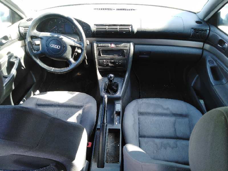AUDI A4 BERLINA (B5) 1994