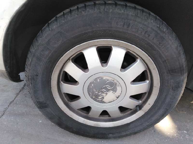 AUDI A4 BERLINA (B5) 1994