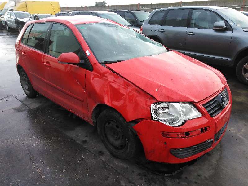 VOLKSWAGEN POLO (9N3) 2005