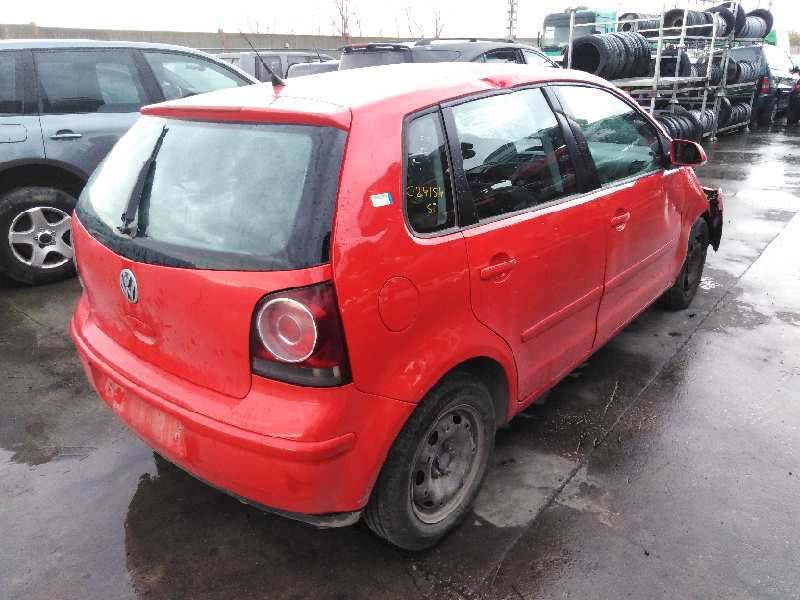 VOLKSWAGEN POLO (9N3) 2005