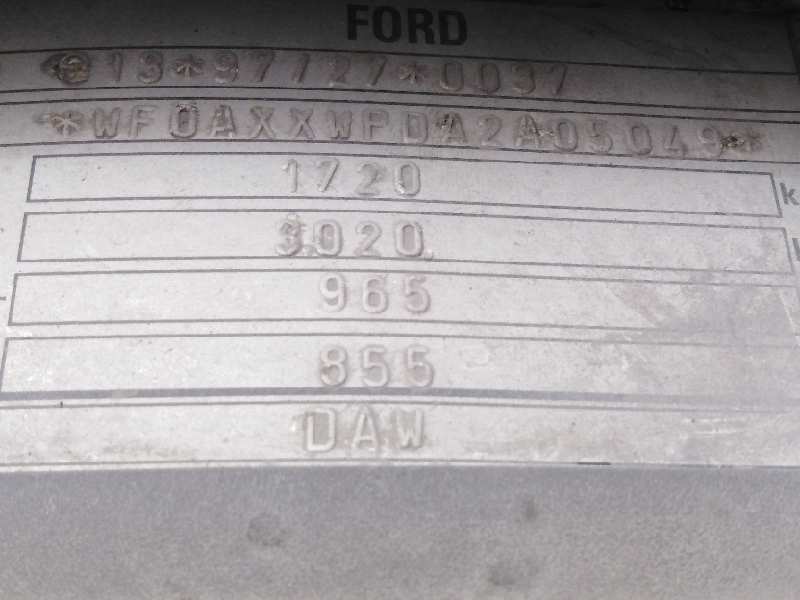 FORD FOCUS BERLINA (CAK) 1998